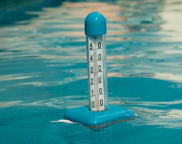 swimming-pool-thermometer-g08b66d7d1_1280